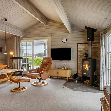 Holiday home 3 Bedroom Amazing In Egernsund