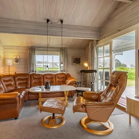 3 Bedroom Amazing In Egernsund